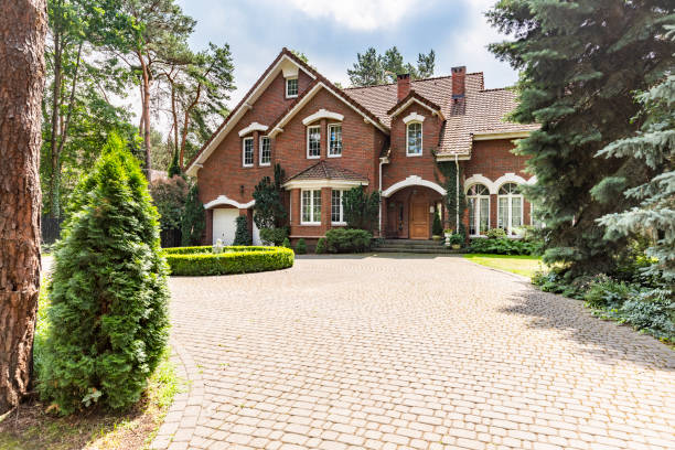Best Driveway Pavers Near Me  in Saltillo, MS